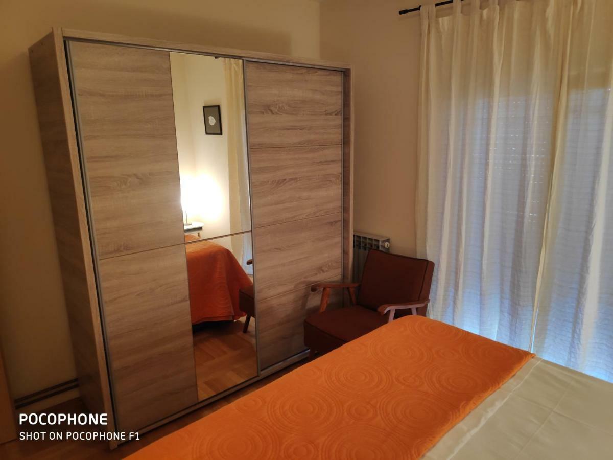 Villa Lisinski Zara Esterno foto