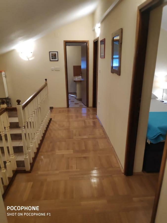 Villa Lisinski Zara Esterno foto