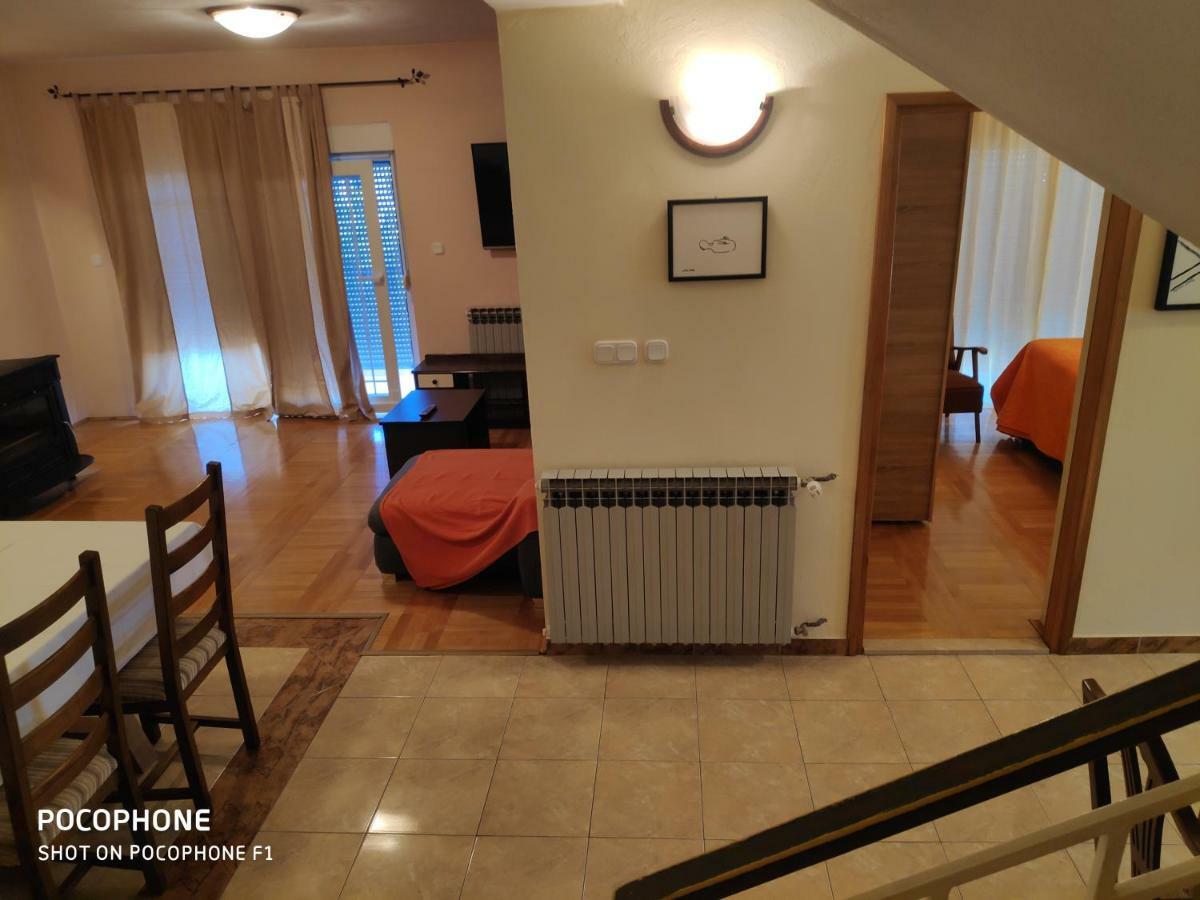 Villa Lisinski Zara Esterno foto