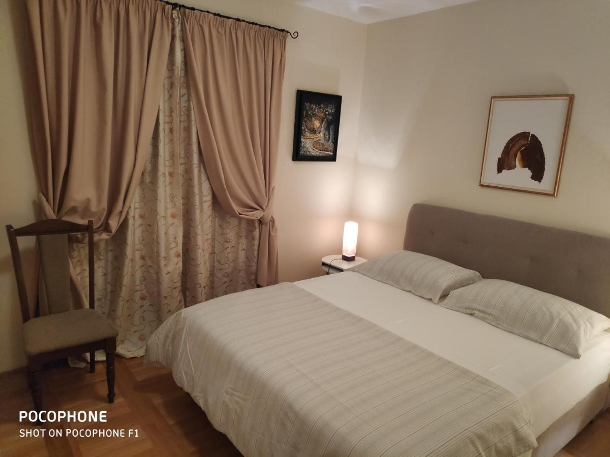 Villa Lisinski Zara Esterno foto